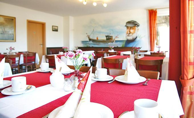 גרייפסוואלד Hotel Zur Bruecke מראה חיצוני תמונה