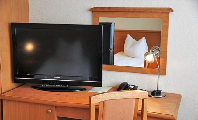 גרייפסוואלד Hotel Zur Bruecke חדר תמונה