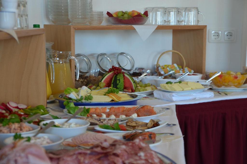 גרייפסוואלד Hotel Zur Bruecke מראה חיצוני תמונה